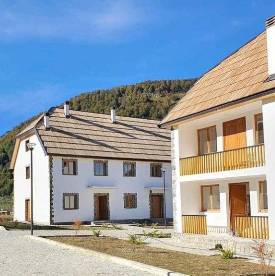Hotel Vermoshi Tdc Kültér fotó