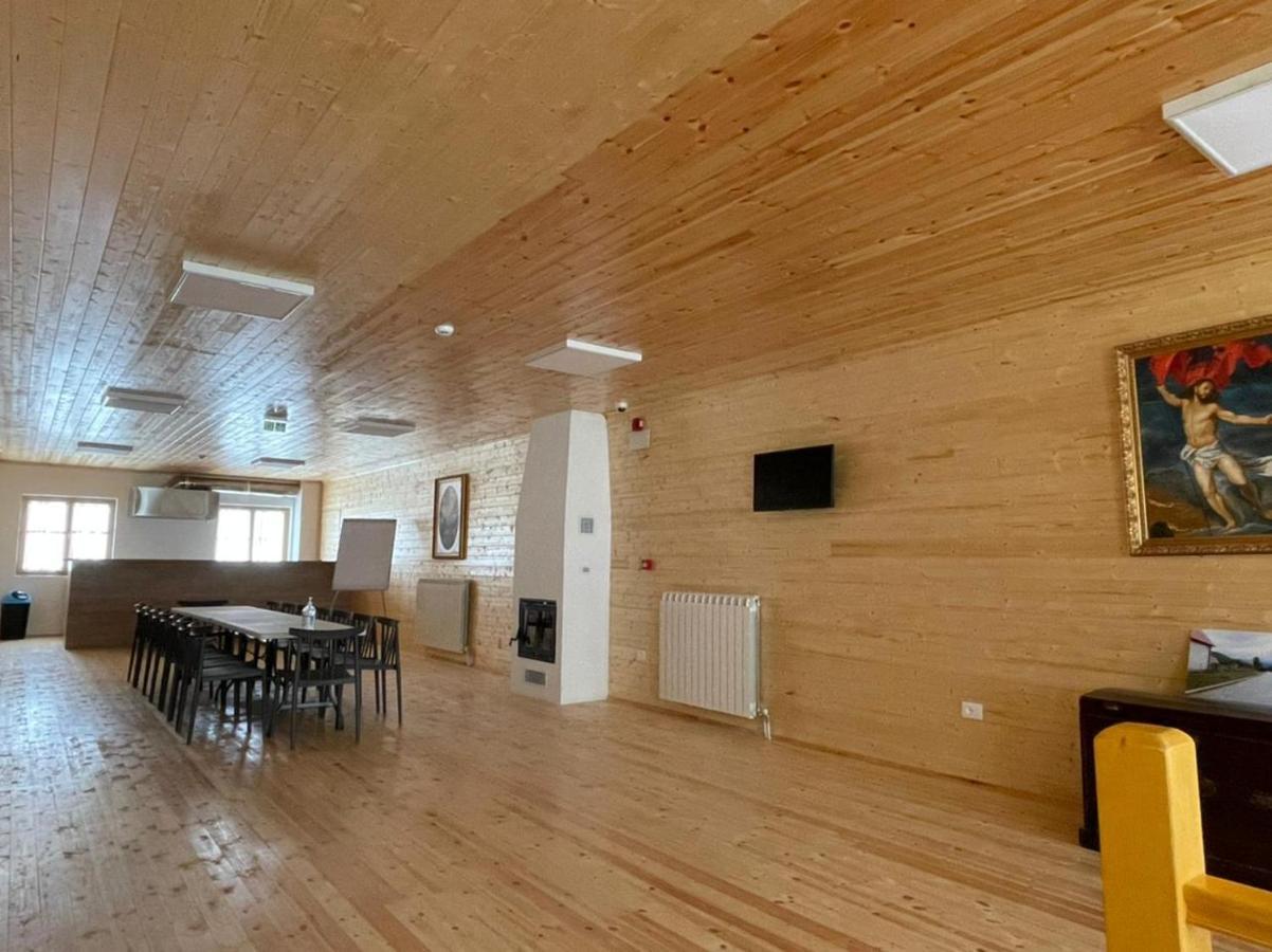Hotel Vermoshi Tdc Kültér fotó